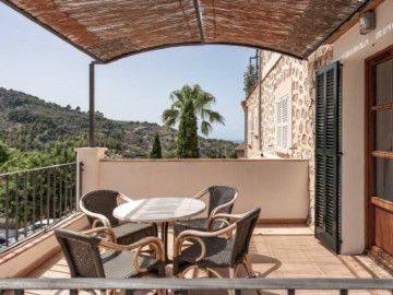 Apartment 3 Bedrooms in Deià