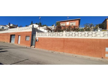 House 3 Bedrooms in Sant Feliu