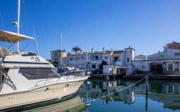 House 3 Bedrooms in Castelló d'Empúries