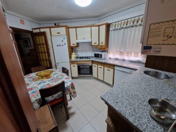 Apartment 5 Bedrooms in La Vega-Oteruelo