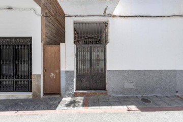 Apartment 3 Bedrooms in Cádiar