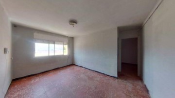 Apartamento 3 Quartos em L'Hostal - Lledoner