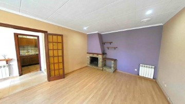 House 4 Bedrooms in Tordera