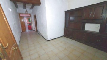 House 3 Bedrooms in Beneixama