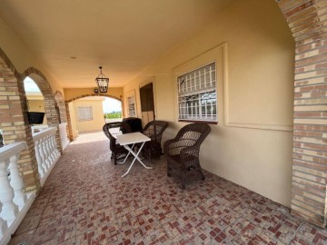 House 6 Bedrooms in Casco Antiguo