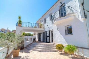 Maison 5 Chambres à Nerja Centro