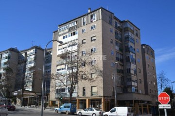 Piso 3 Habitaciones en Constitución-El Balconcillo