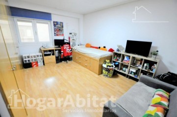 Apartment 4 Bedrooms in La Constitución - Canaleta