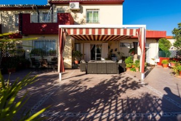 Casa o chalet 4 Habitaciones en Ogíjares