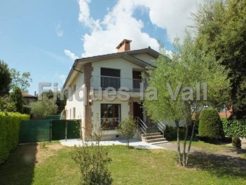 House 4 Bedrooms in Sant Sadurní d'Osormort