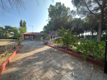 Casa o chalet 4 Habitaciones en Santibáñez de Valcorba