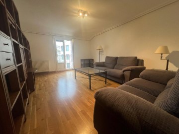 Apartamento 2 Quartos em Burgos Centro