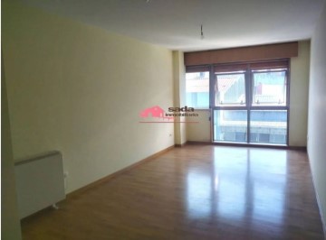 Apartamento 3 Quartos em Sada (Santa María)