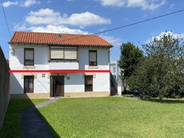 Casa o chalet 3 Habitaciones en Torrelavega Centro