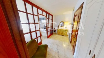 Apartment 3 Bedrooms in Sant Adrià Nord