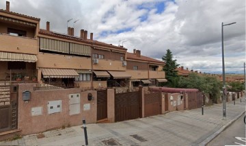 Casa o chalet 4 Habitaciones en Coimbra - Guadarrama