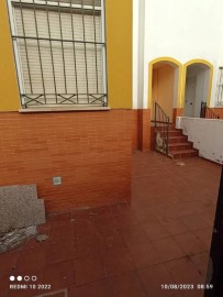 House 4 Bedrooms in Castilleja de la Cuesta