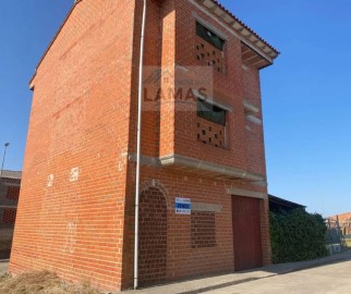 Edificio en Talayuela