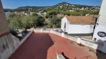 Maison 5 Chambres à Calonge Poble