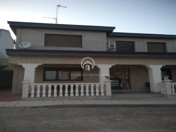 Apartamento 2 Quartos em Villanueva de Cañedo