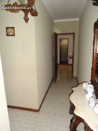 House 3 Bedrooms in Santa Maria Maior e Monserrate e Meadela