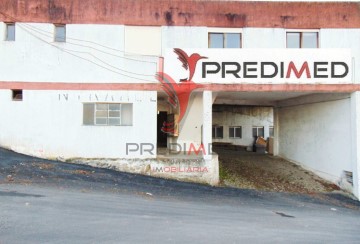 Industrial building / warehouse in Parada de Cunhos