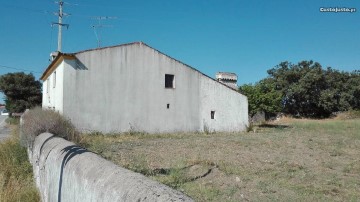 Quintas e casas rústicas em São Salvador da Aramenha