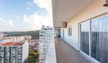 Apartamento 5 Quartos em São Domingos de Benfica