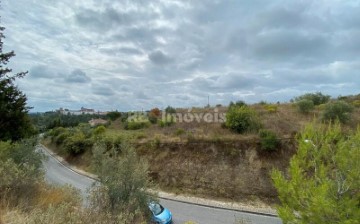 Terreno em São João Baptista e Santa Maria dos Olivais