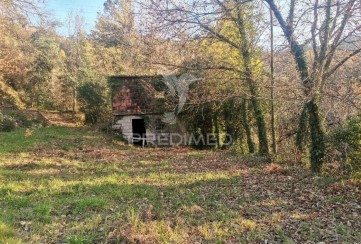 Terreno em Louredo