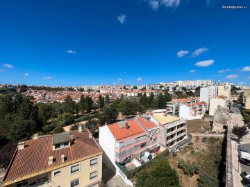 Appartement 4 Chambres à Queluz e Belas