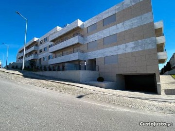 Apartamento 2 Quartos em Santa Maria Maior e Monserrate e Meadela