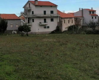 House 2 Bedrooms in Paços da Serra