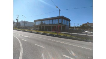 Industrial building / warehouse in Serzedelo