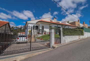 Moradia 3 Quartos em São Martinho do Bispo e Ribeira de Frades