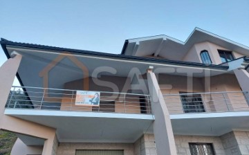 House 6 Bedrooms in Abedim