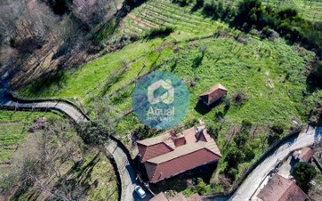 Quintas e casas rústicas em Abragão