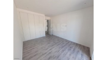 House 2 Bedrooms in Gaeiras