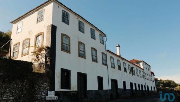 Moradia 6 Quartos em Vilarinho dos Freires