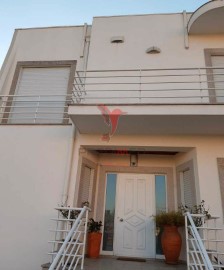 House 4 Bedrooms in Nogueira, Fraião e Lamaçães