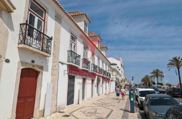 Piso 6 Habitaciones en União das freguesias de Vila Real