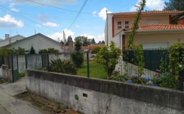 House 3 Bedrooms in Esgueira