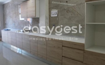 Apartamento  em Alcanena e Vila Moreira