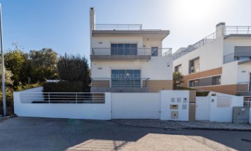 Maison 6 Chambres à Caparica e Trafaria