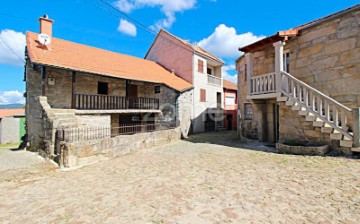 Casa o chalet 4 Habitaciones en Tourém