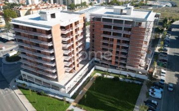 Apartamento 2 Quartos em Pontinha e Famões