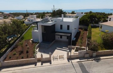 Maison 4 Chambres à Ferragudo