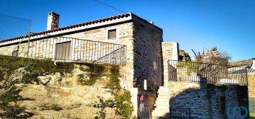 House 1 Bedroom in Touca