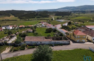 Quintas e casas rústicas em Cadaval e Pêro Moniz