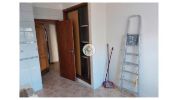 Piso 3 Habitaciones en São Domingos de Rana